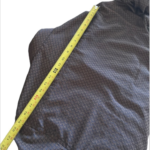 One Monarchy Mens stylish professional button up shirt Sz L NWT Brown Cuffed - Picture 9 of 10